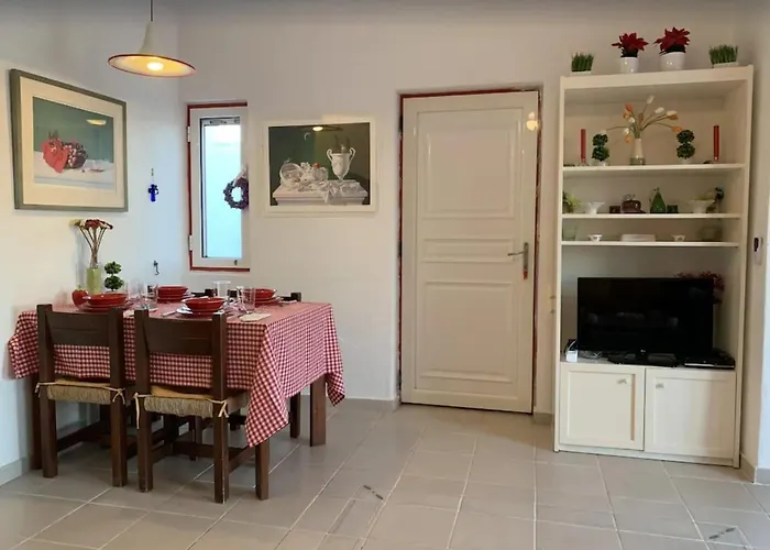 בית נופש Apollon House On The Sea Agios Ioannis Diakoftis