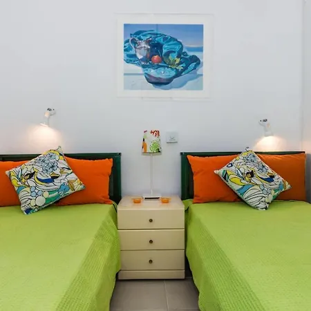 Apollon House *